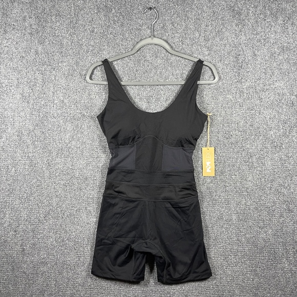 NWT Pop Flex Black Short Onesie Bodysuit Womens Size Small #1199 - Picture 1 of 5